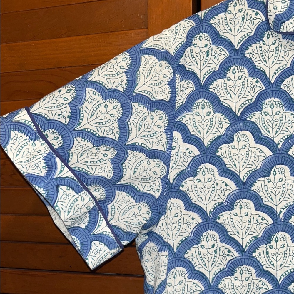Adorable Roller Rabbit Blue and White Pajama Set - Picture 4 of 15